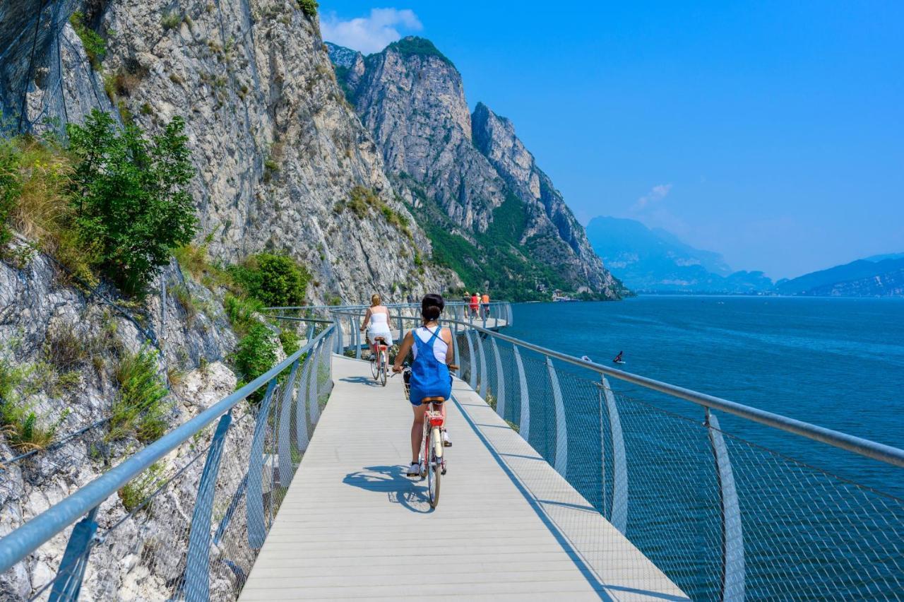 Appartamento Limone Downtown Limone sul Garda Esterno foto